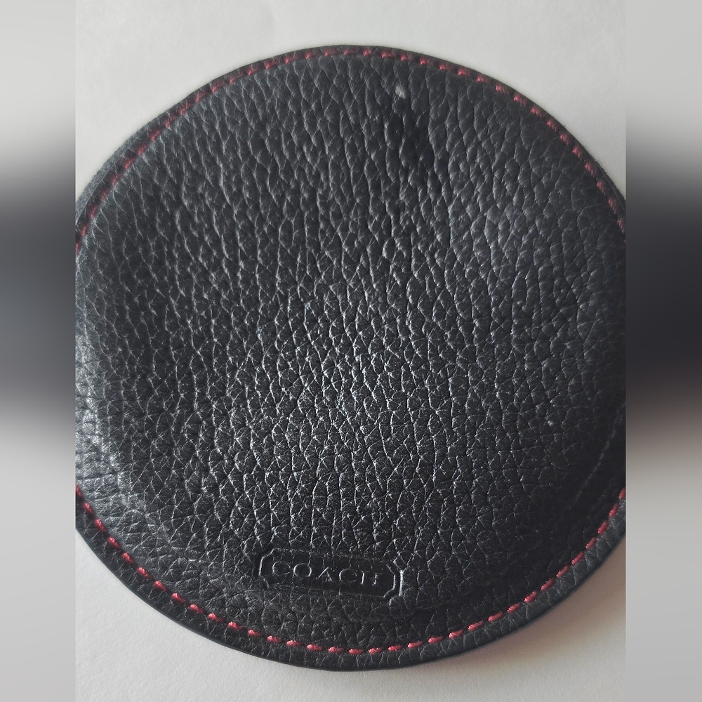 Coach Black Pebbled Leather Round Zip Coin Pouch with Red Stitching - Picture 2 of 7